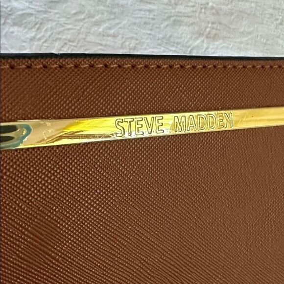 Steve Madden Brown Bkarlee Crossbody Bag Wallet - Picture 8 of 13